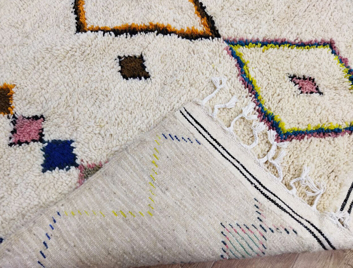 Moroccan carpet 310x190cm