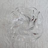 Rounded wave crystal empty pocket
