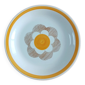 Round orange flower dish