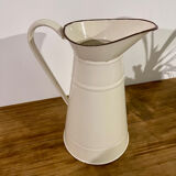 Enamelled sheet metal pitcher