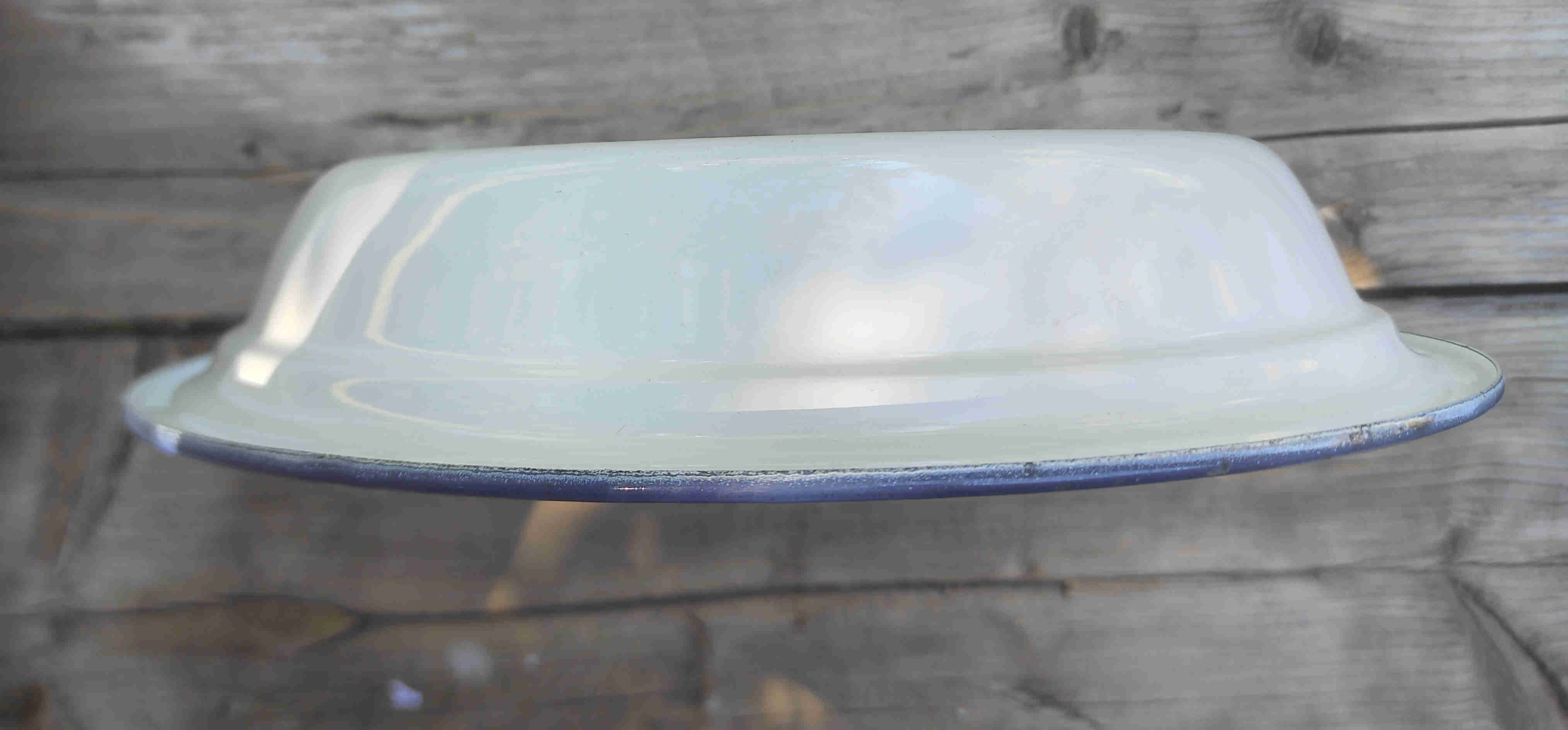 White enamelled sheet metal dish