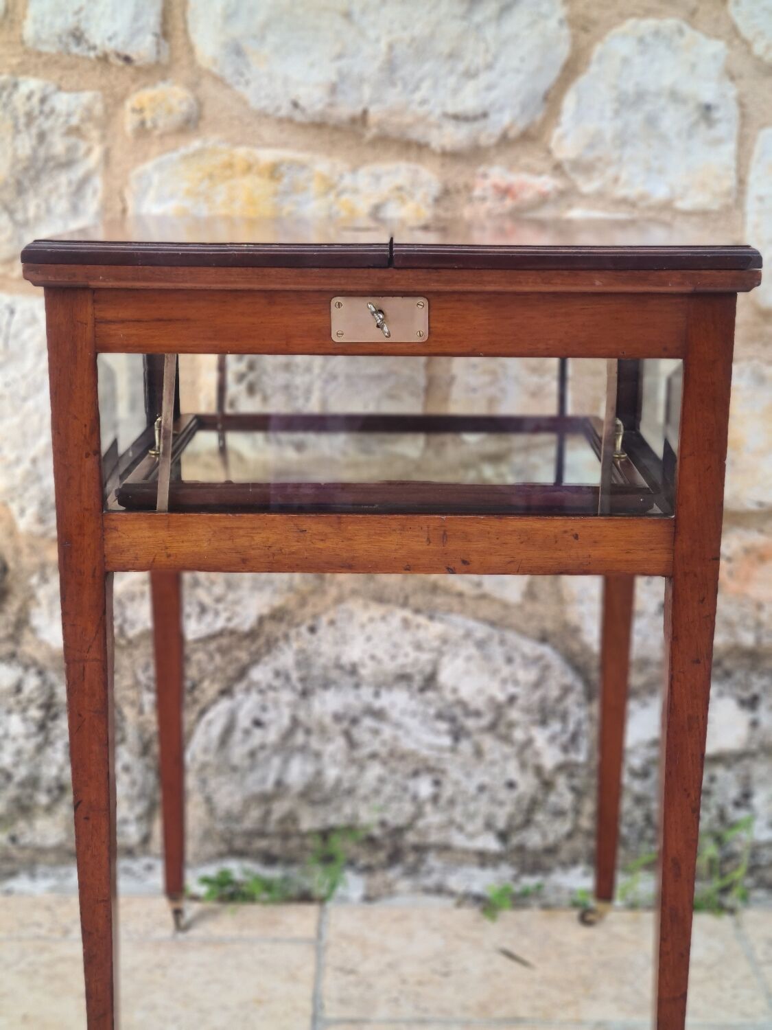 Mahogany tea table