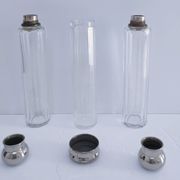 3 flacons Art Déco en cristal, verre et métal