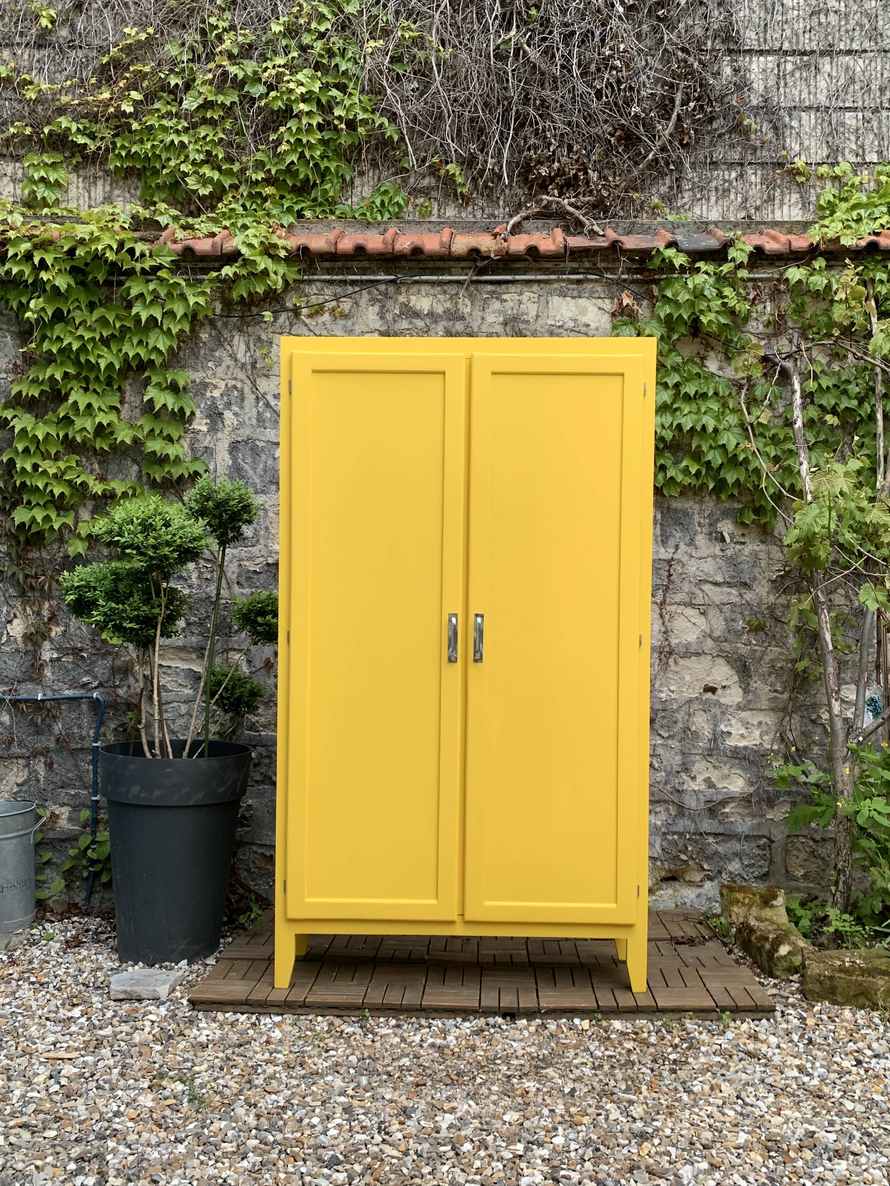 Armoire parisienne vintage 1950