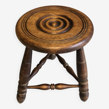 Tabouret tripode rond en bois foncé