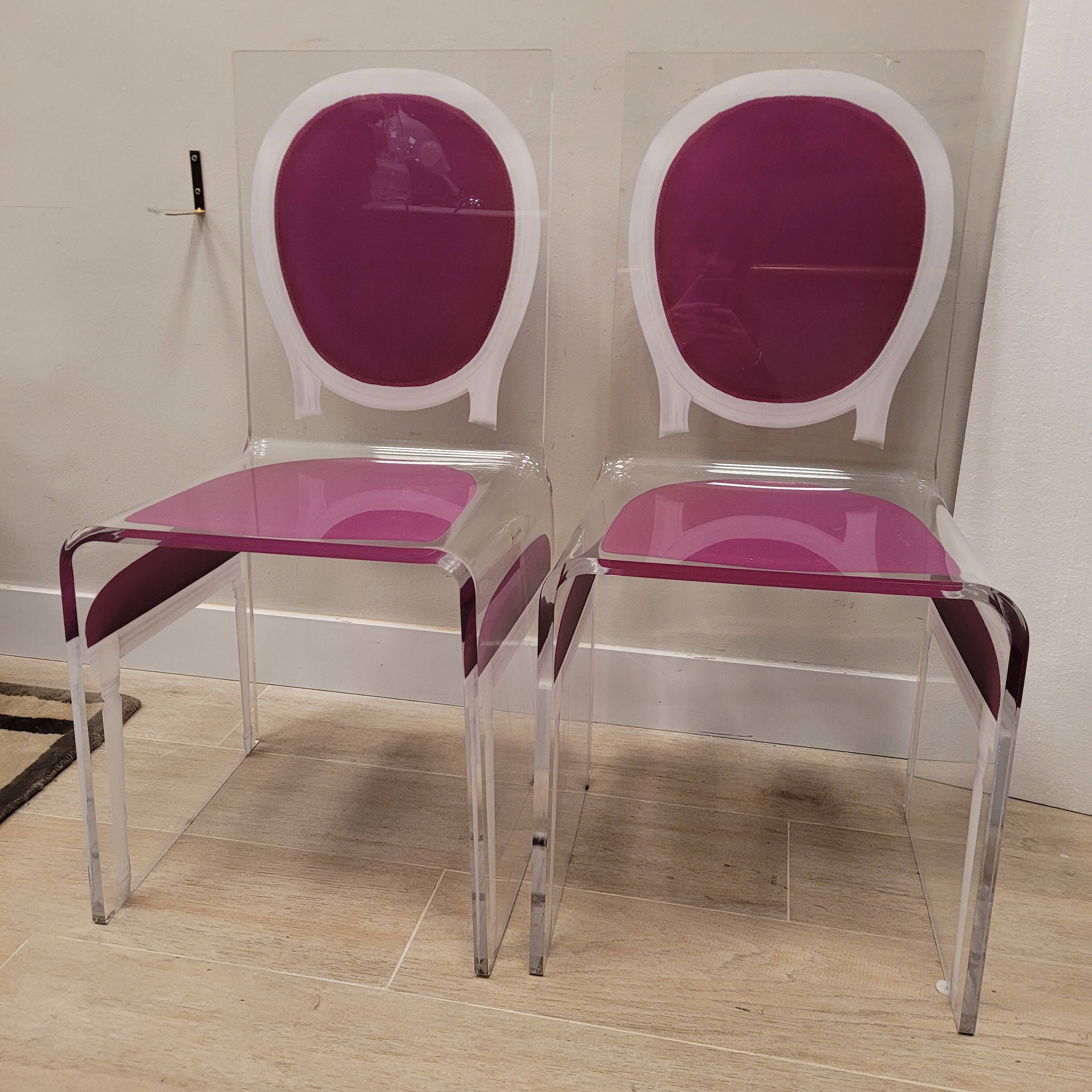 Pair of chairs “Ghost”, JC de Castelbajac for Acrila, Vidrio acrílico, after Philippe Starck – Fra