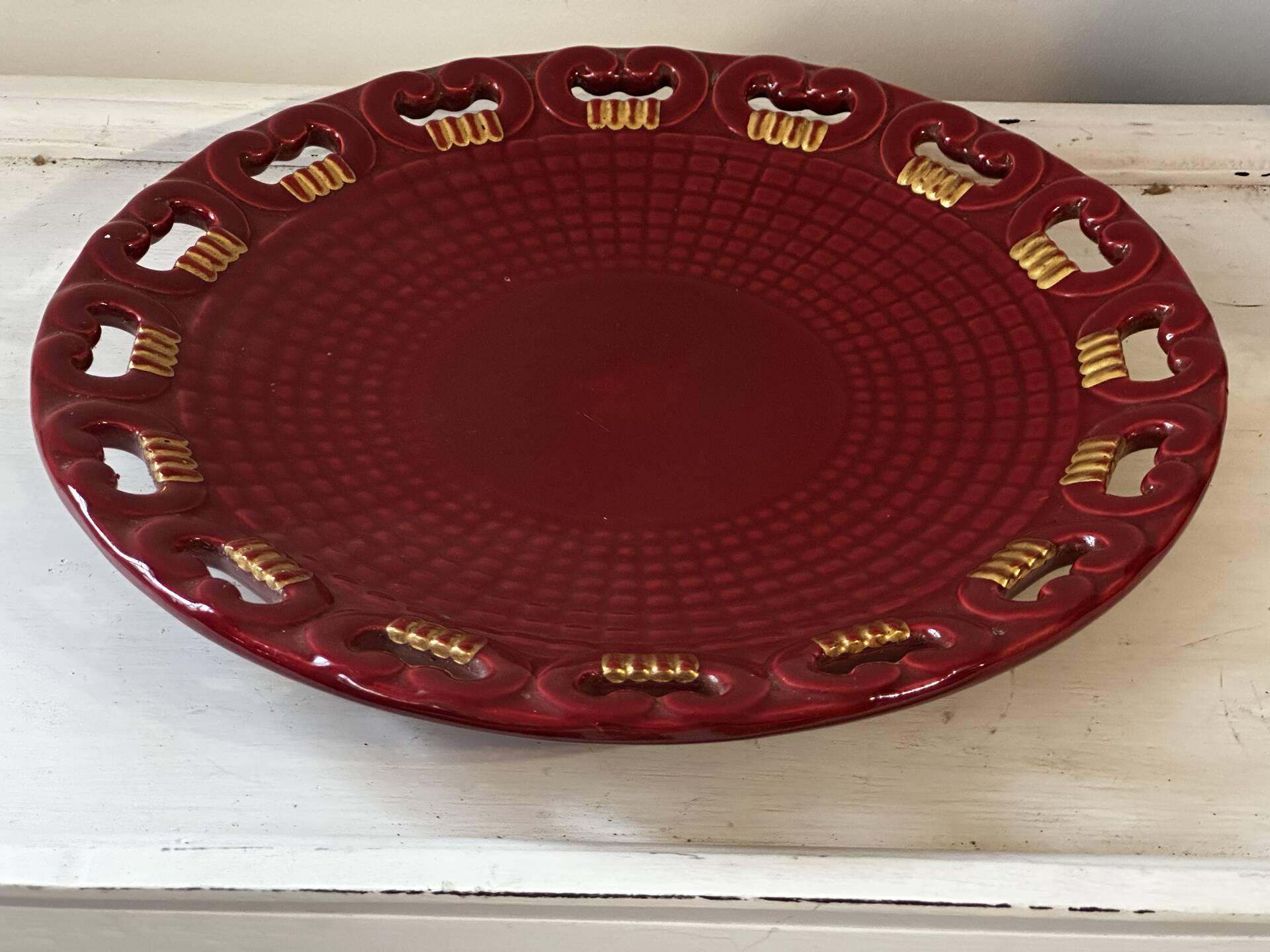Plat ajouré Saint-Clément par Blanche Letalle mid-Century D 35 cm