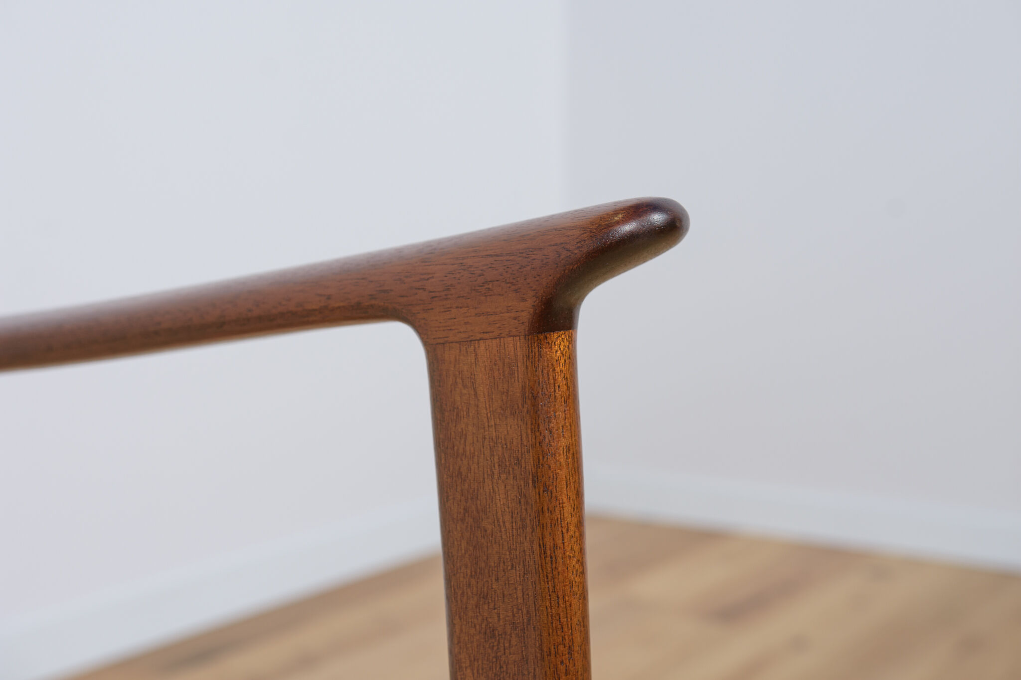 PJ112 Lounge Chairs by Ole Wanscher for Poul Jeppesens, 1960s, Set of 2