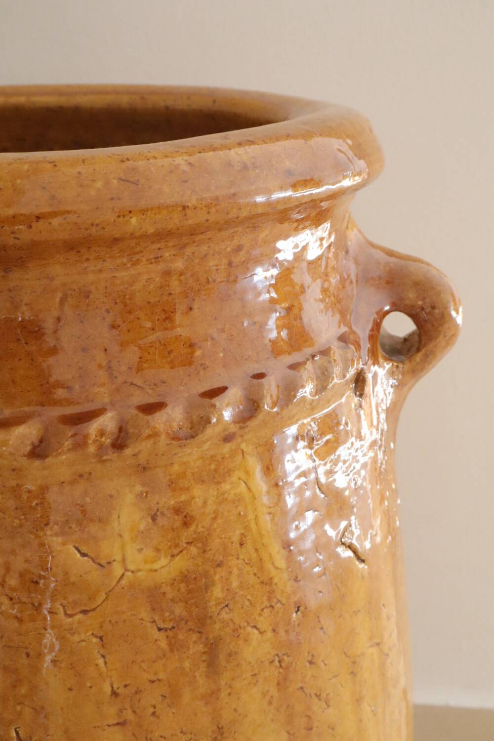 Large terracotta jar tamegroute enameled in curry yellow