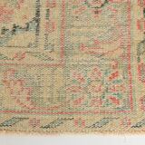 6x9 Soft Beige & Red Geometric Vintage Rug, 181x260 Cm