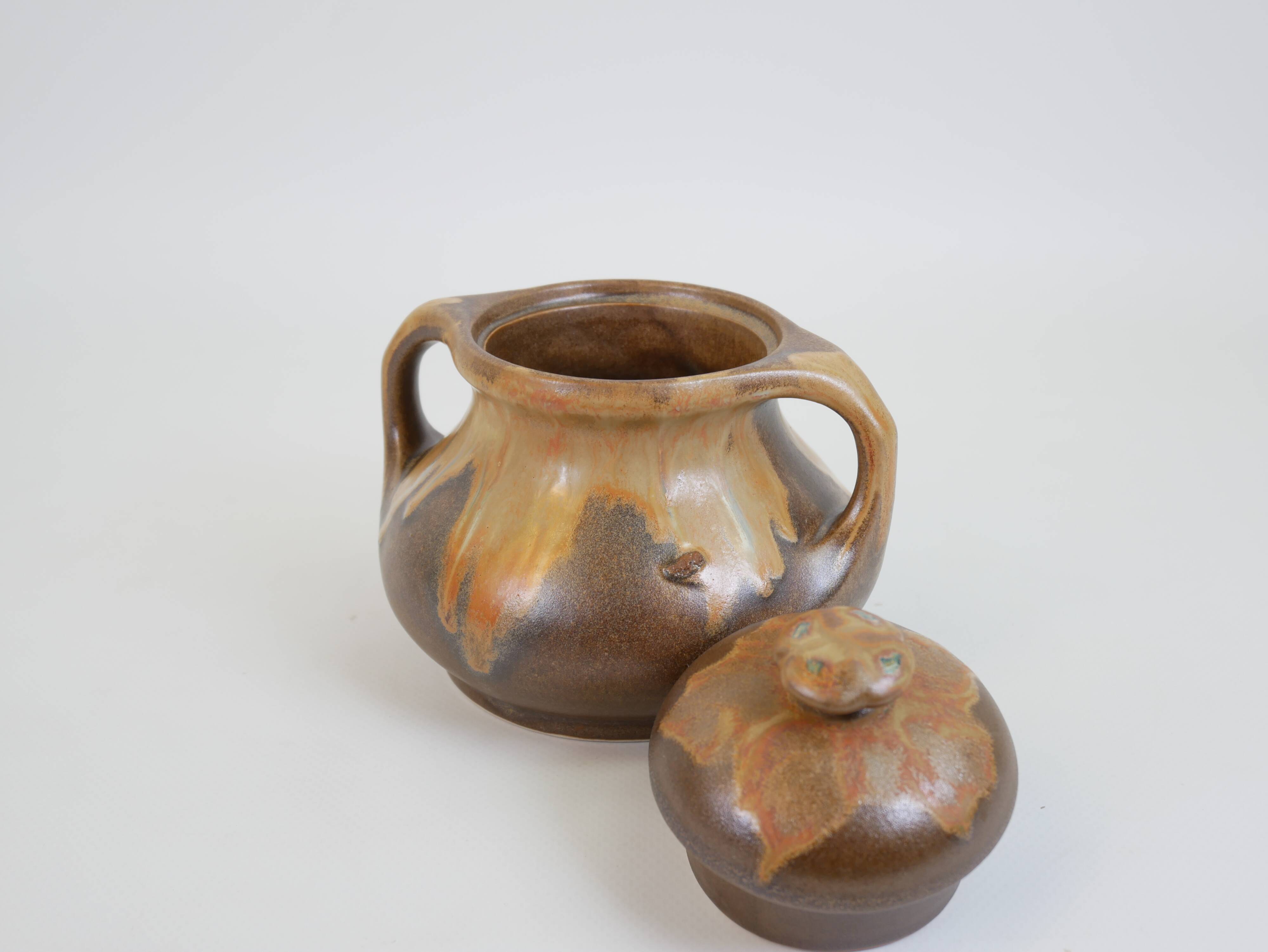 Art Nouveau ceramic sugar bowl from the Denbac factory