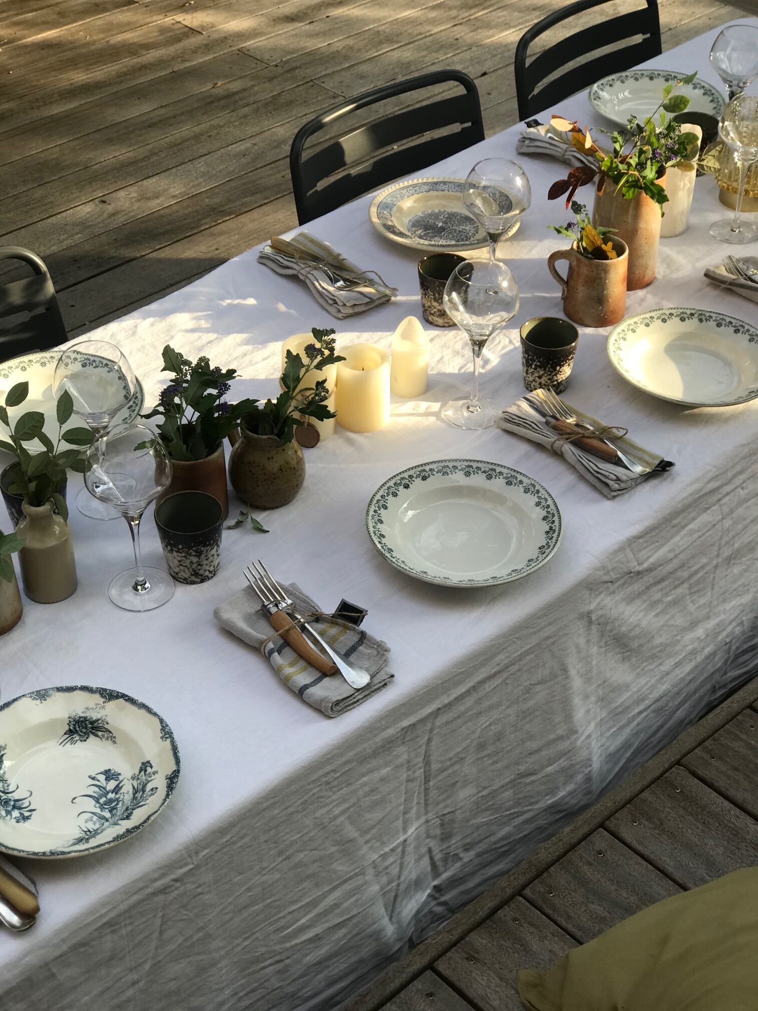 Set of 6 vintage pattern plates