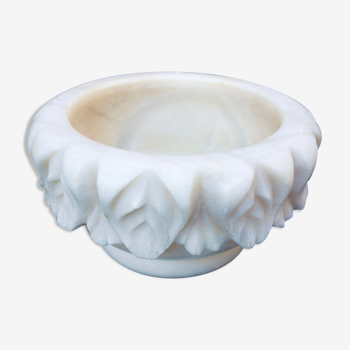 Sculpted alabaster ashtray