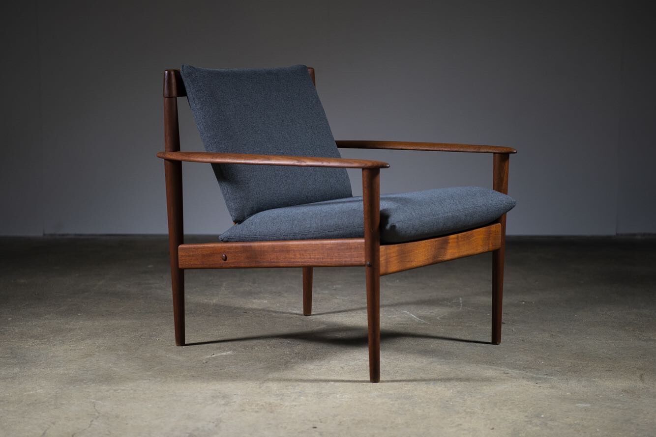 Grete Jalk armchairs pulse jeppesen edition