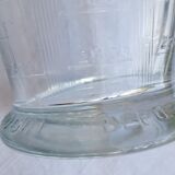 Graduated glass for weighing in the kitchen