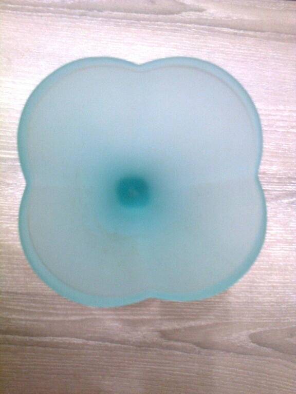 set of 3 ice cream / dessert cups, on foot, frosted blue-green glass