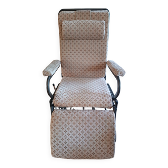 Recliner chair pierson