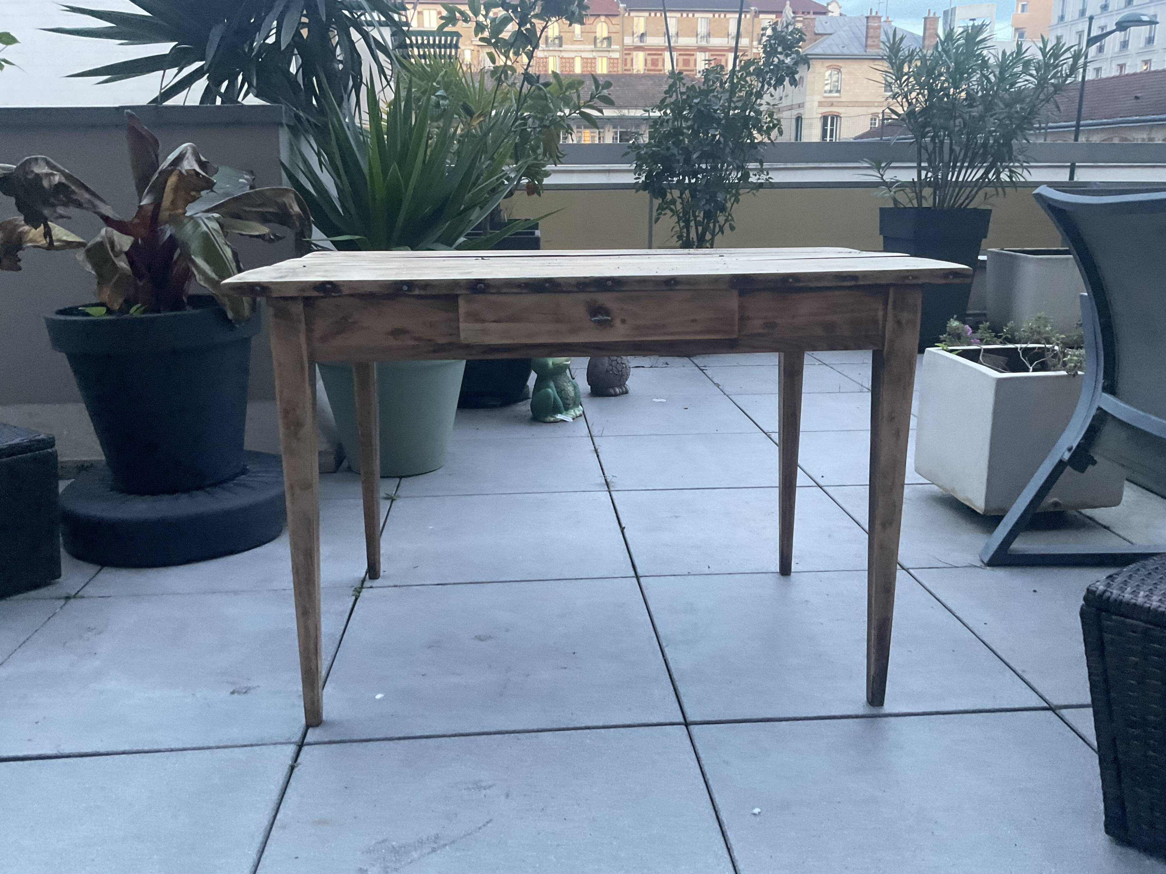 Table provençale en chêne