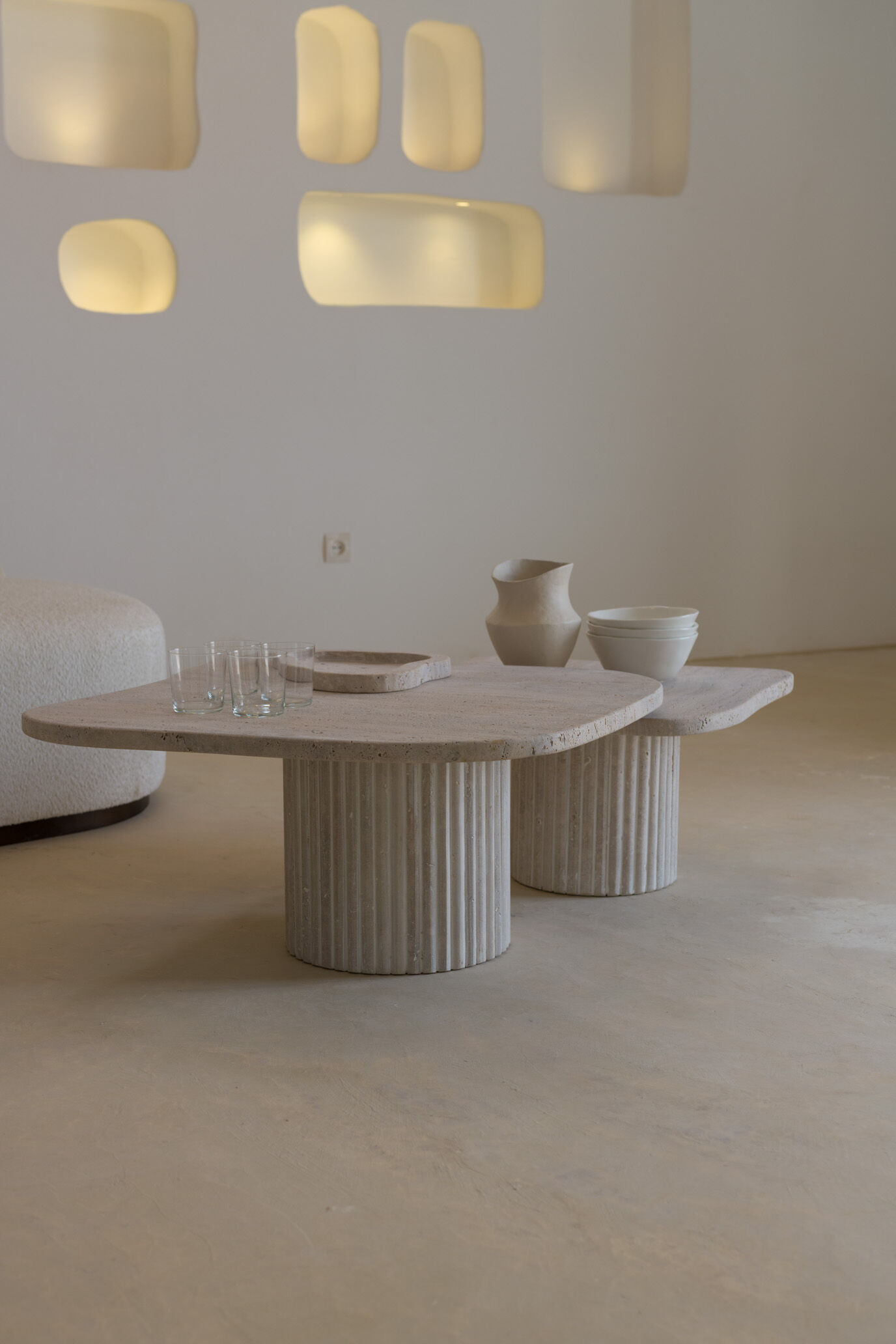 Irregular nesting coffee tables - ATHENA - 70/50 - porous natural travertine