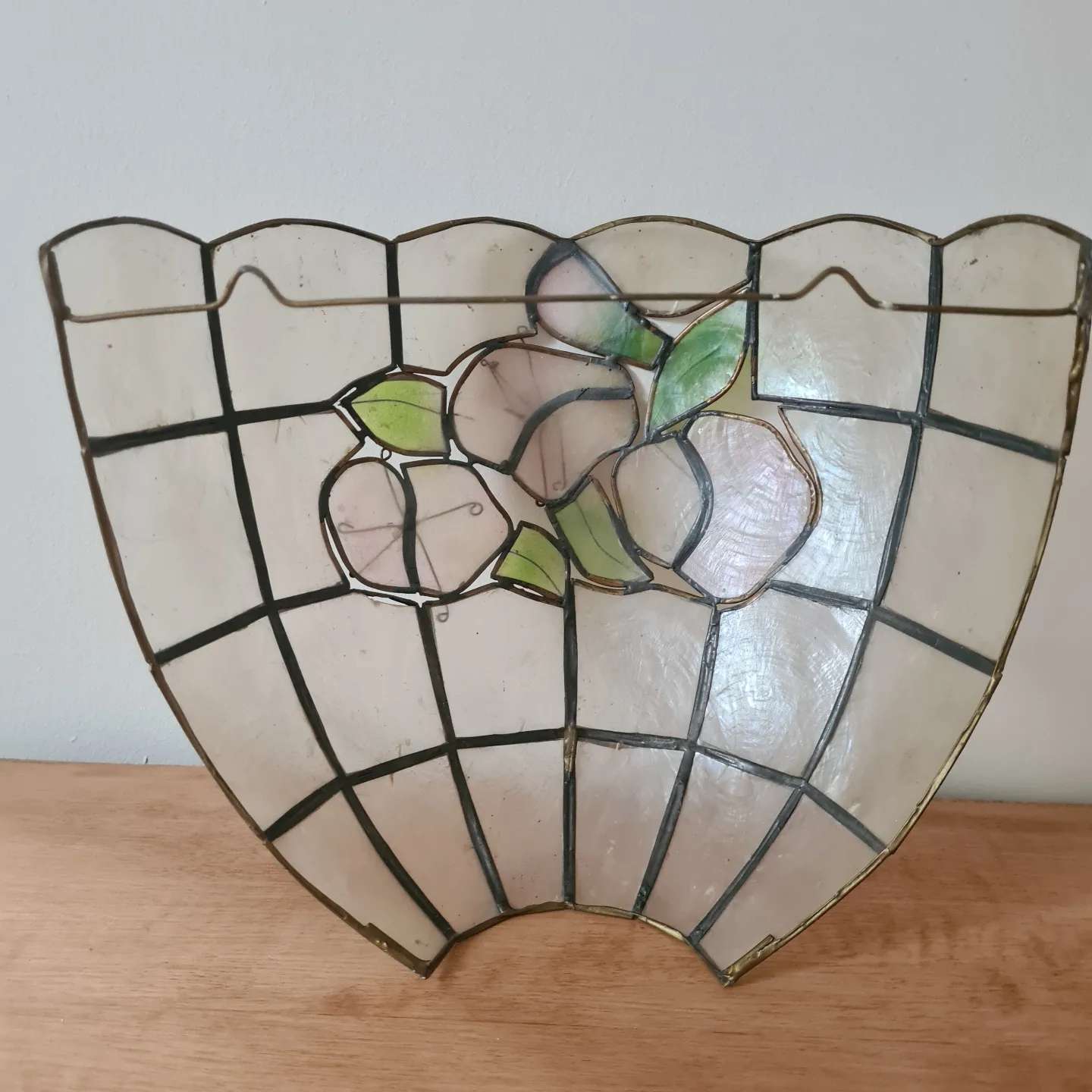 Art Deco mother-of-pearl wall lamp