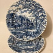 Royal Wessex English mail coach blue dinner plates