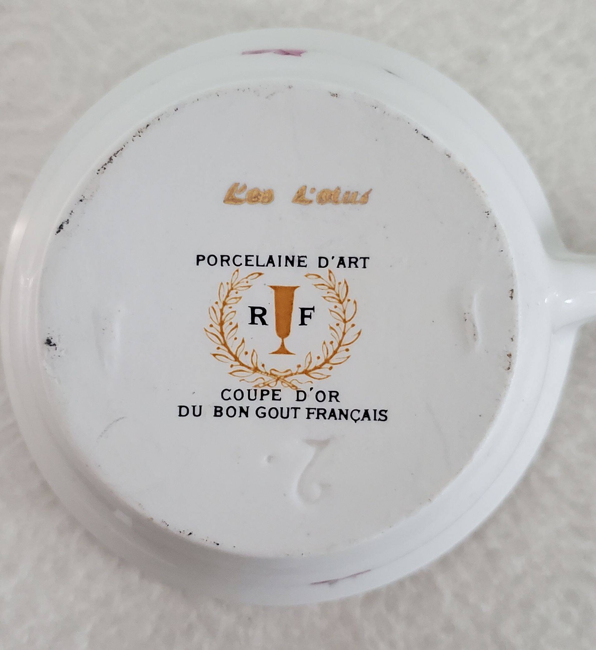 Art porcelain butter dish