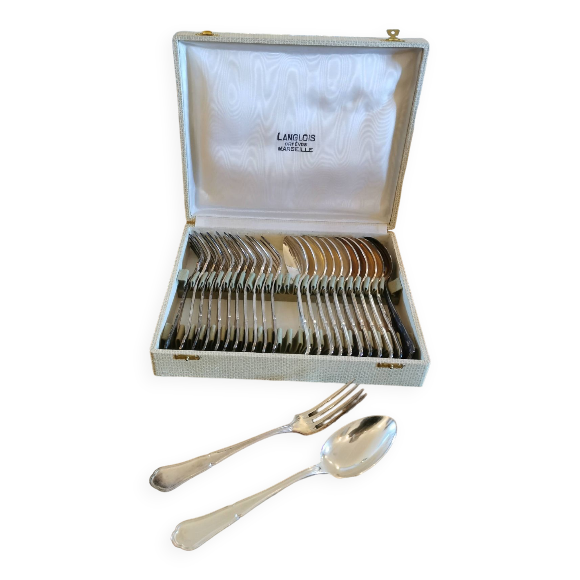 Ménagère Langlois Orfèvre en métal argenté