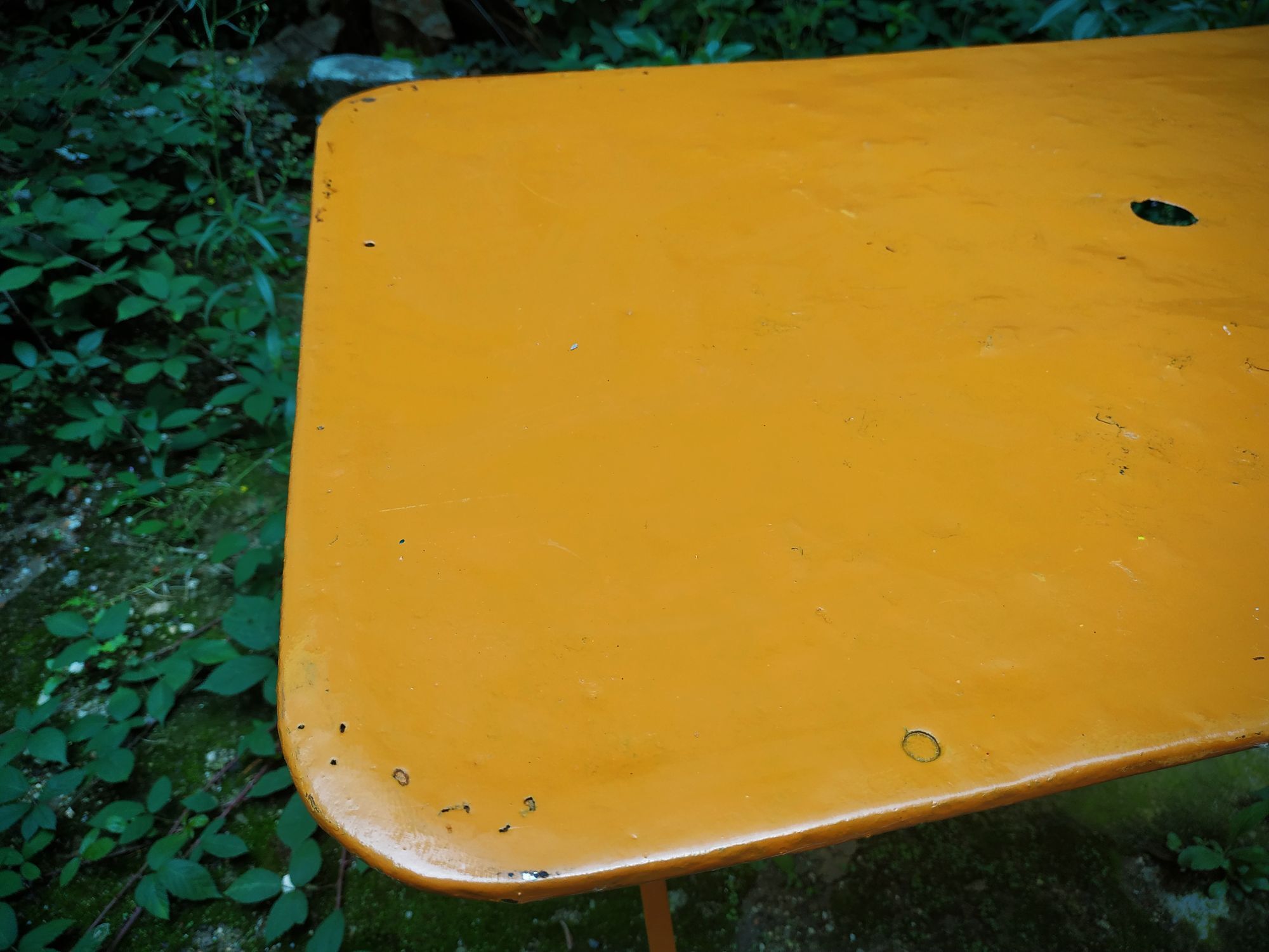 Metal folding garden table