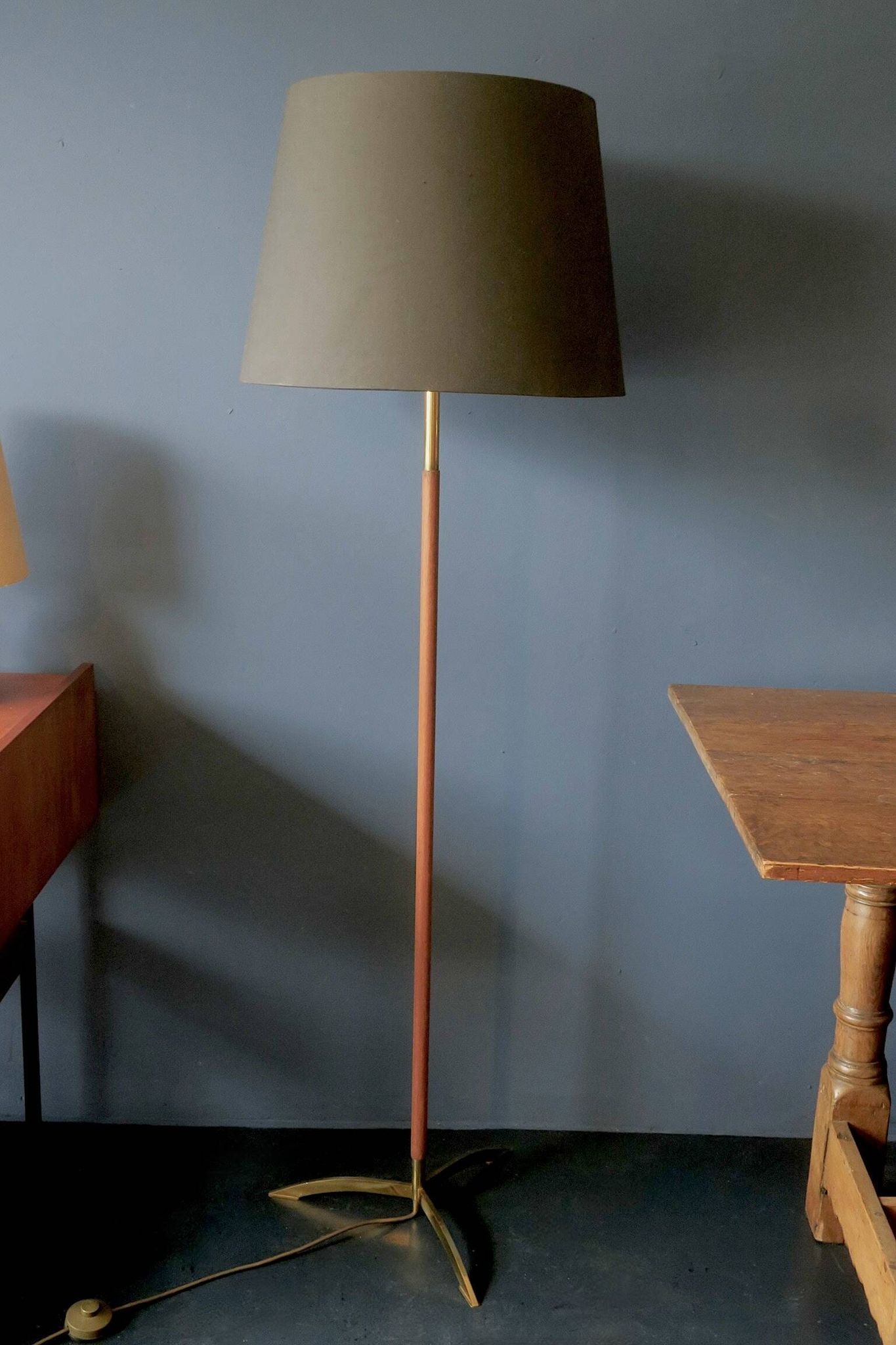 Danish teak floor lamp with brass tripod foot, 1960s