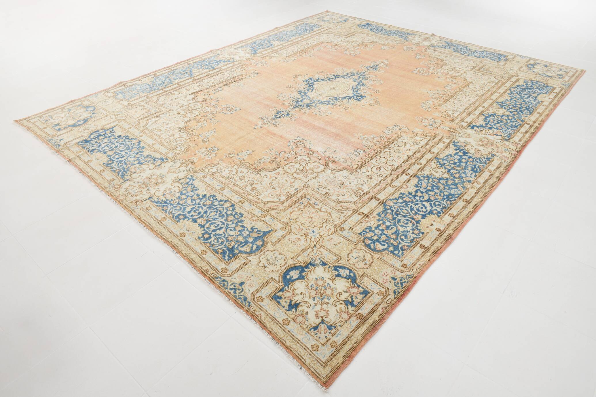 Tapis persan vintage en laine noué main, style classique, motif floral, 300x368.