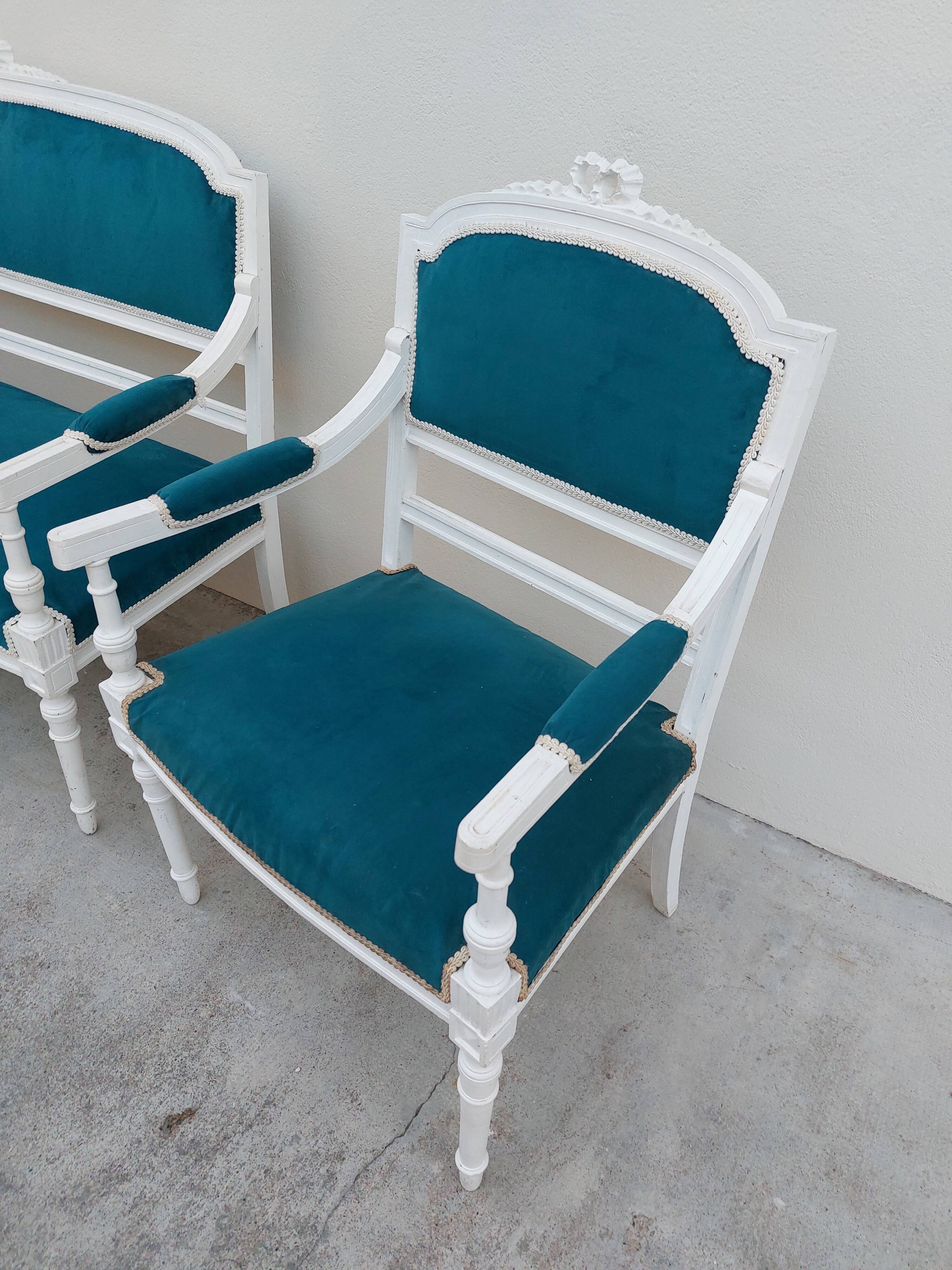 Louis XVI style living room set with bench and 2 armchairs