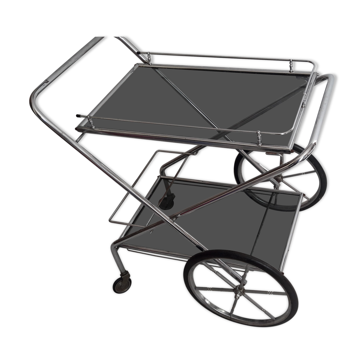 Smoked glass service