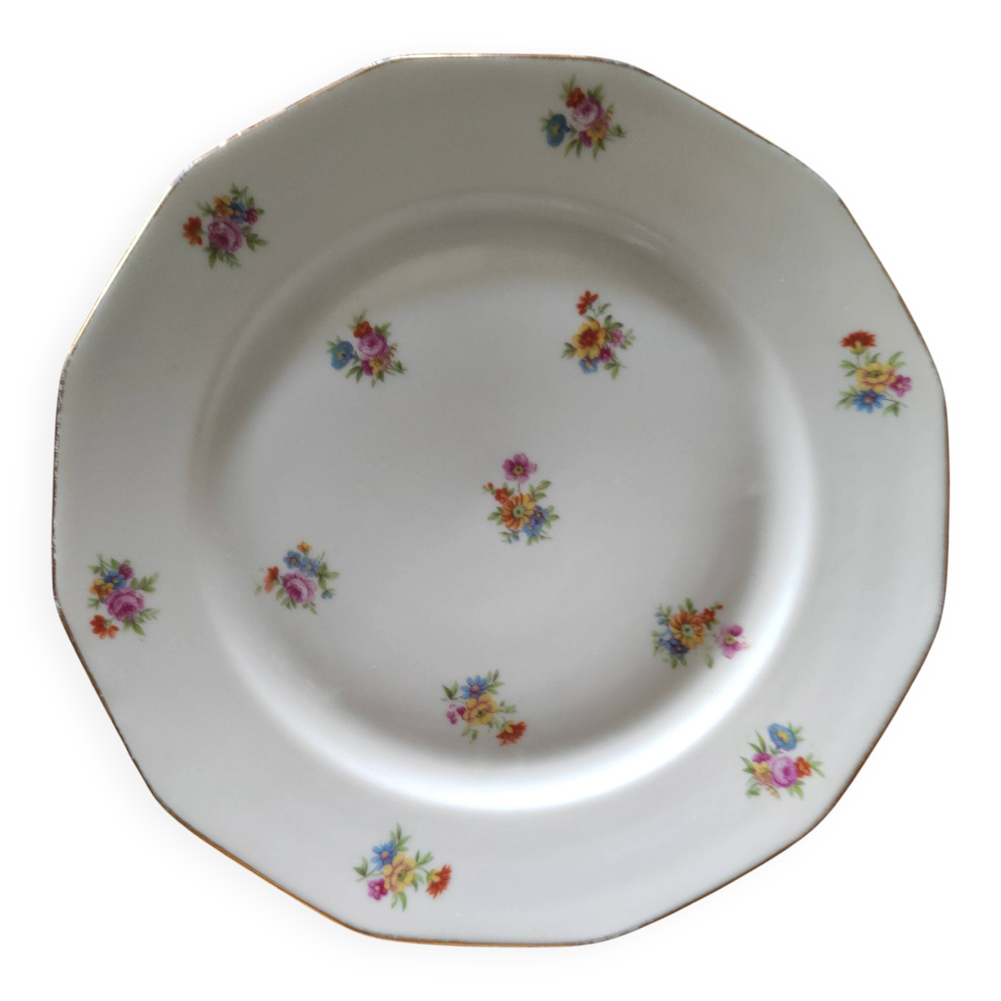 Dishware