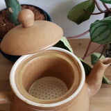 Sandstone teapot