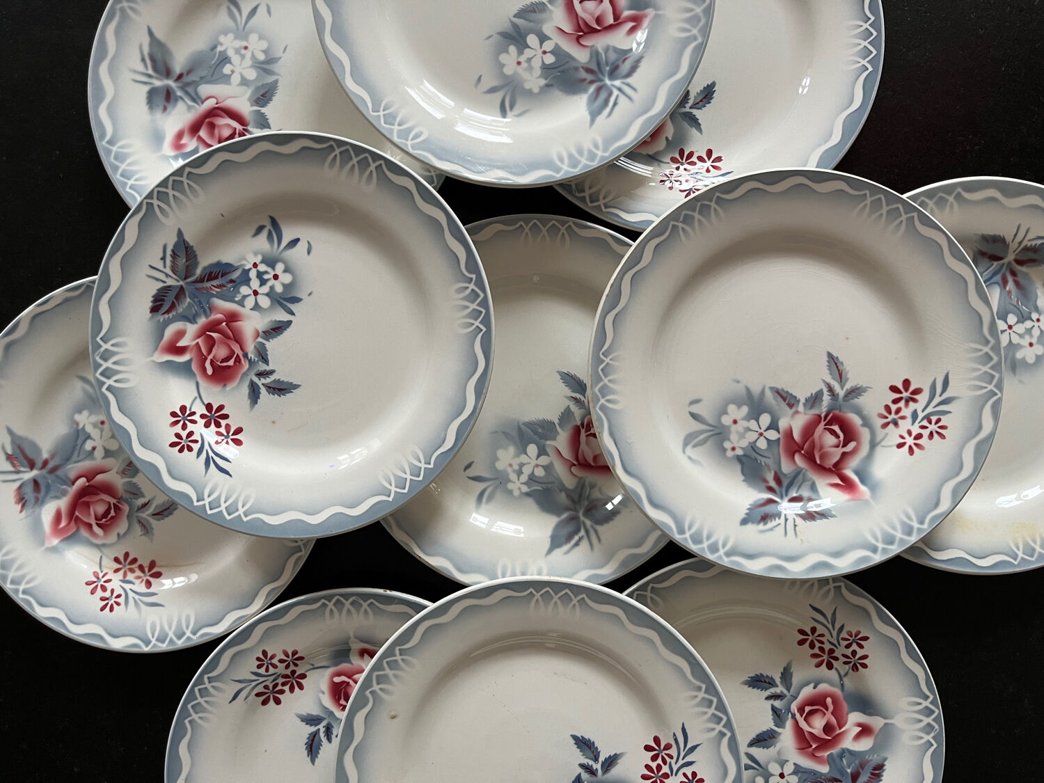 11 plates Olga Digoin