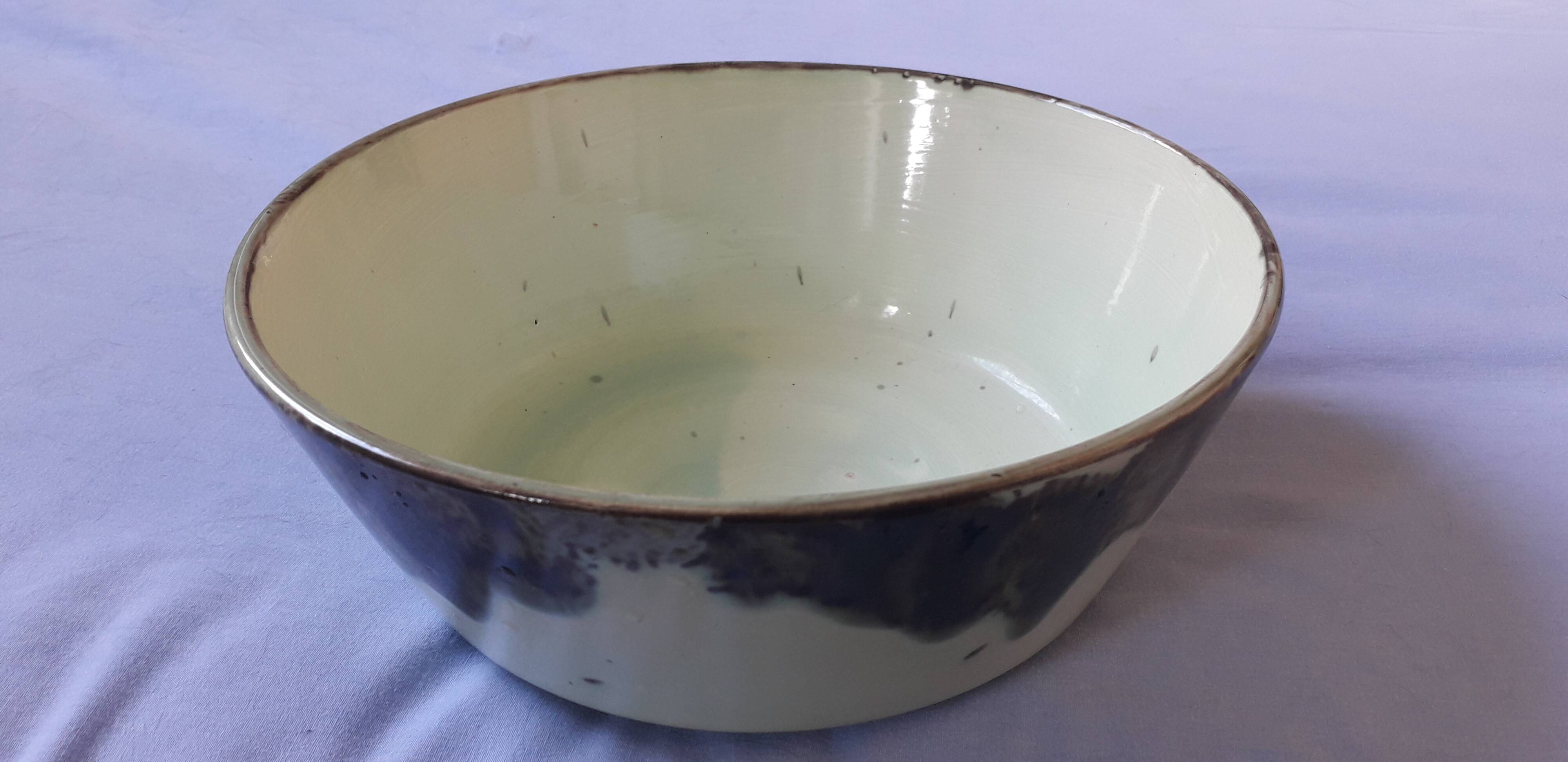 Large vintage ceramic empty pocket
