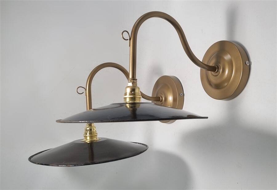 Pair of wall sconces