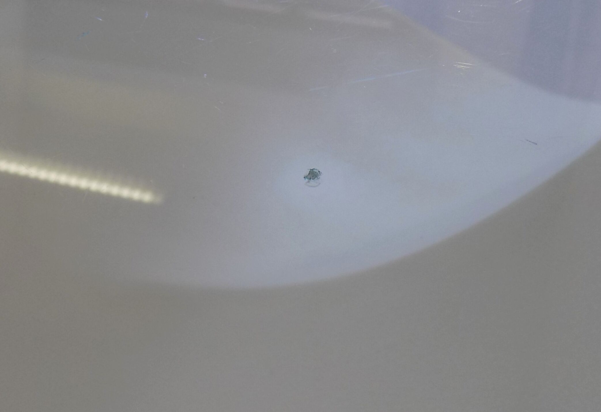 Table en verre opale années 1960