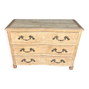 Commode en bois brut