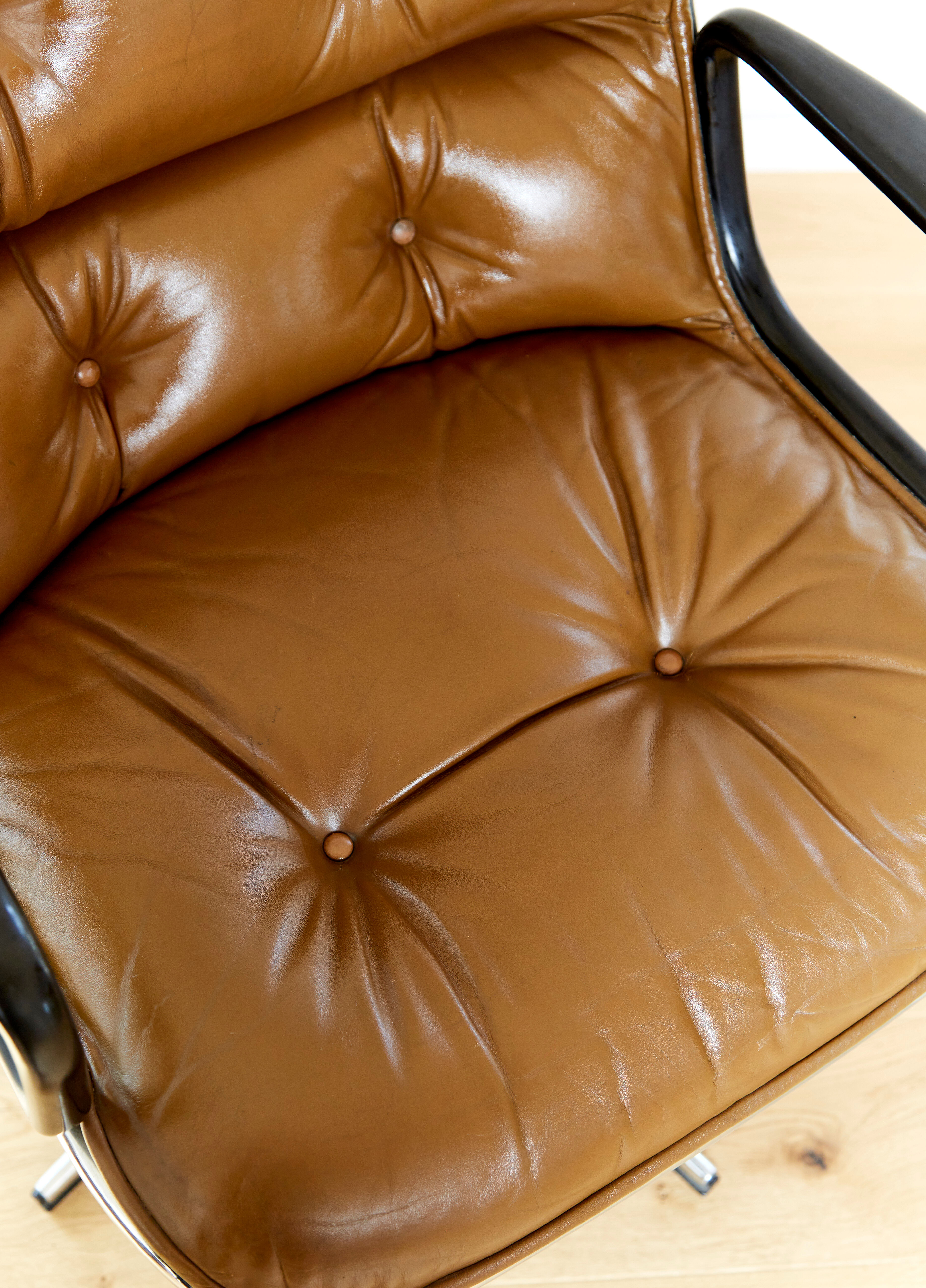 Charles Pollock Leather Executive Chair for Knoll International