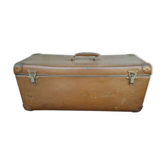 Rectangular suitcase