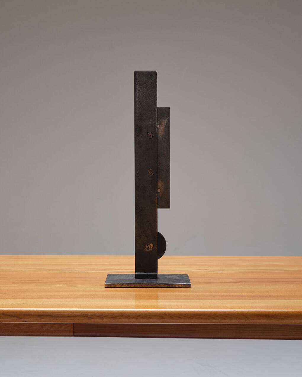 Art deco sculpture in patinated metal, 1930s