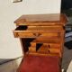 Secrétaire ancien scriban vintage en bois de noyer style Louis XV