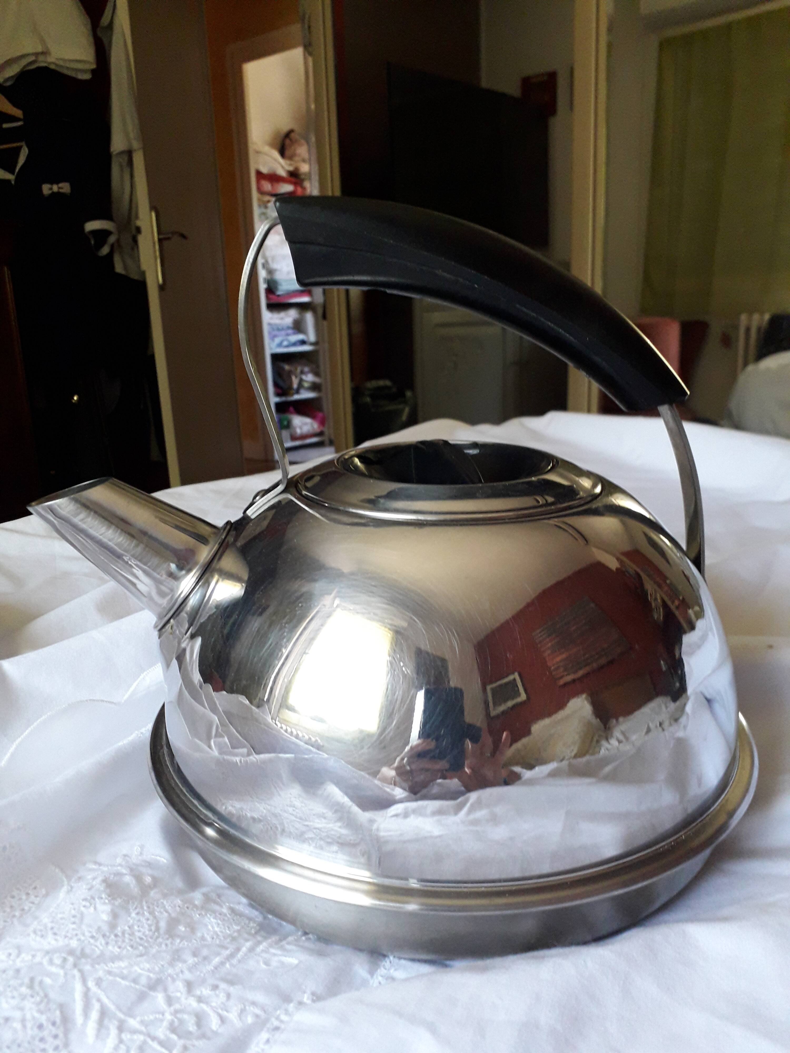 Guy Degrenne Kettle