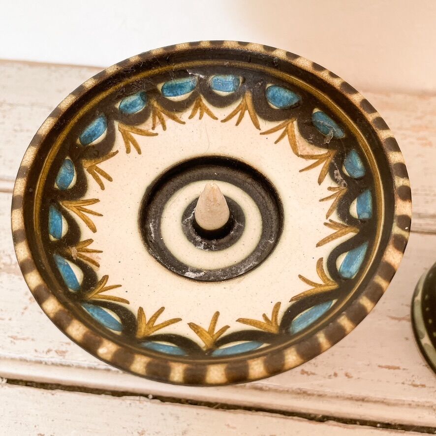 Ceramic candle holder