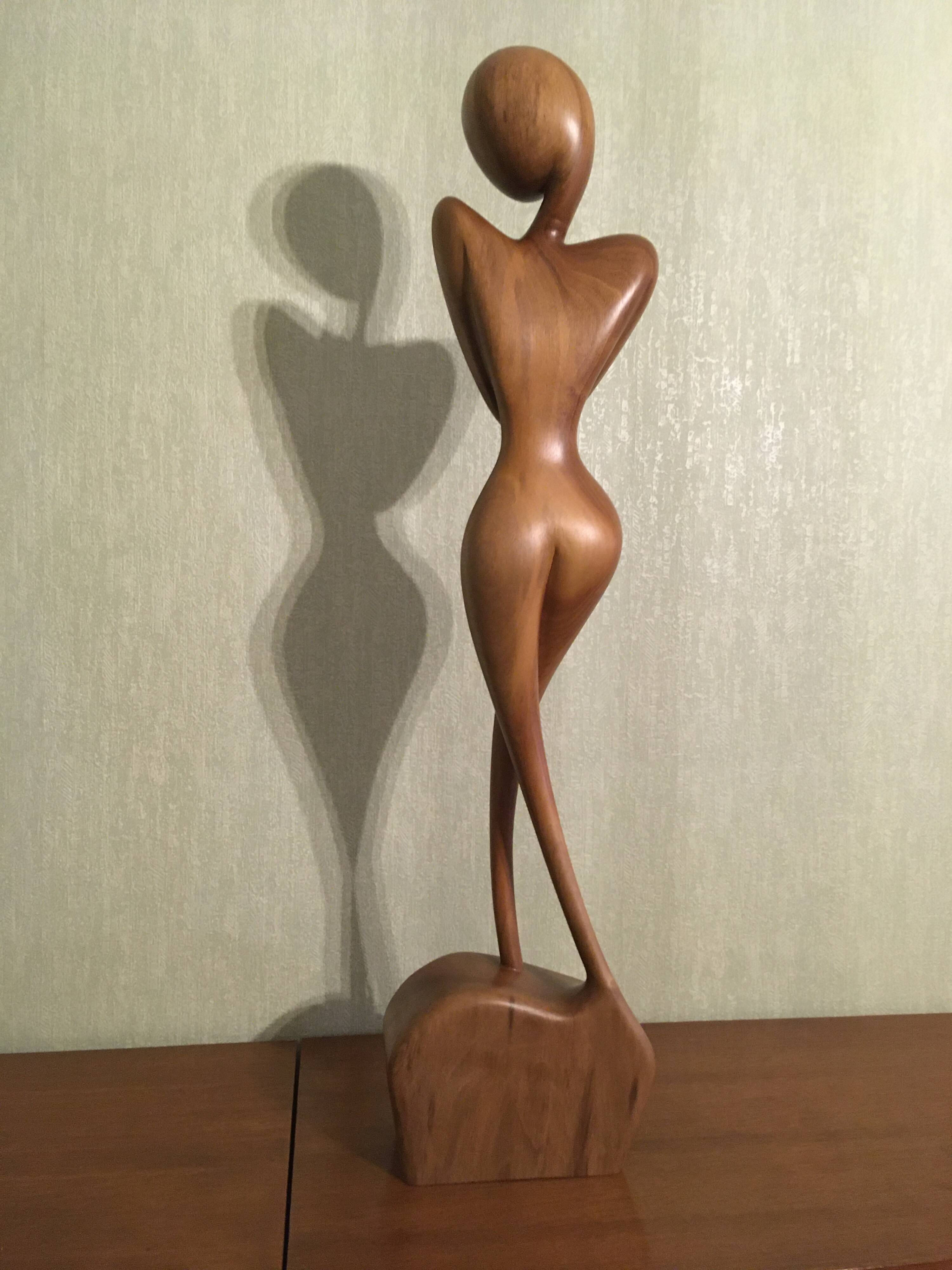 Walnut wood sculpture