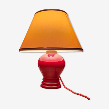 Lampe de table ancienne, céramique rouge bordeaux