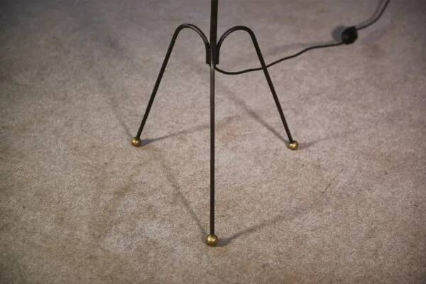 Floor lamp
