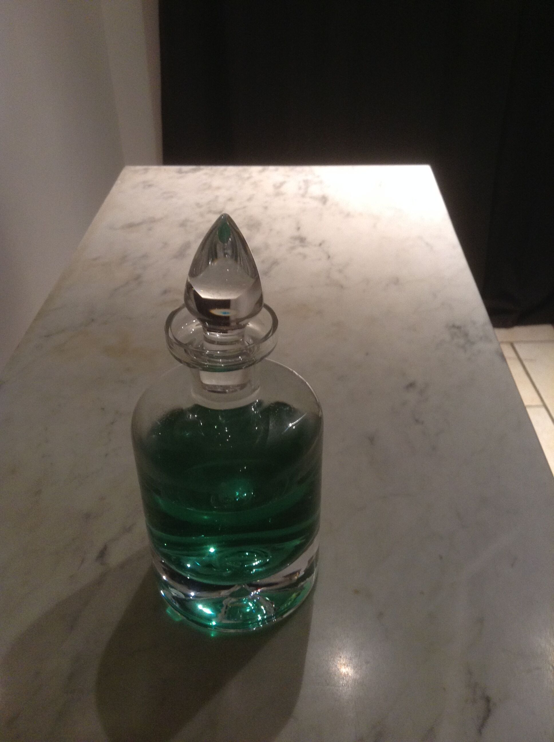 Carafe en verre ovale