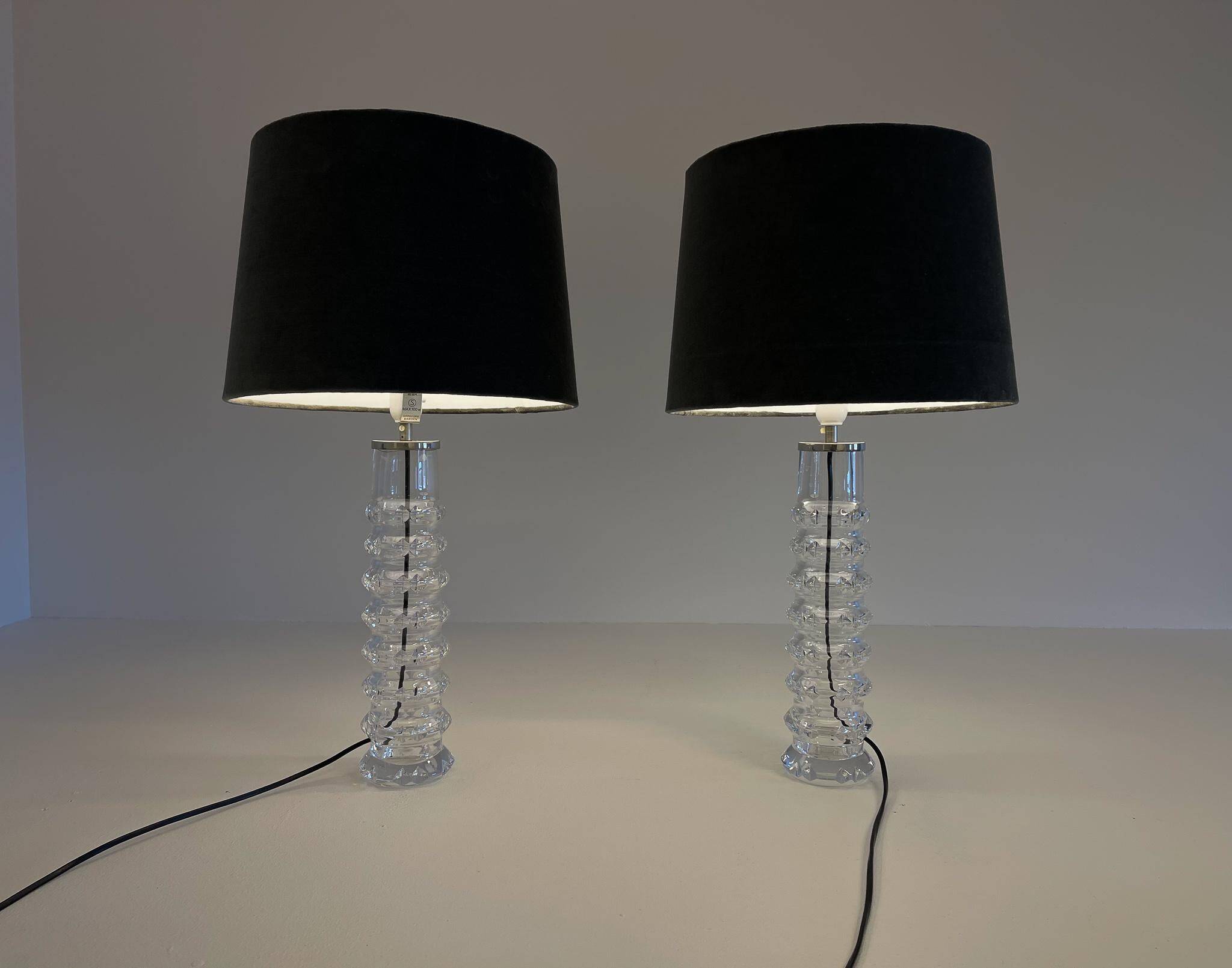 Pair of mid-century crystal lamps by Carl Fagerlund for Orrefors Sweden, 1970s.